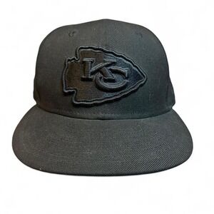 Kansas City Chiefs New Era Cap fitted 7 1/4 Black On Black Out‎ Logo NFL 59Fifty